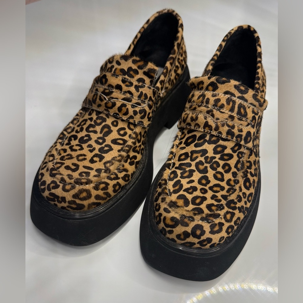 Used Steve Madden Leopard Print Loafers with Black Soles. Small flaw (see photo)